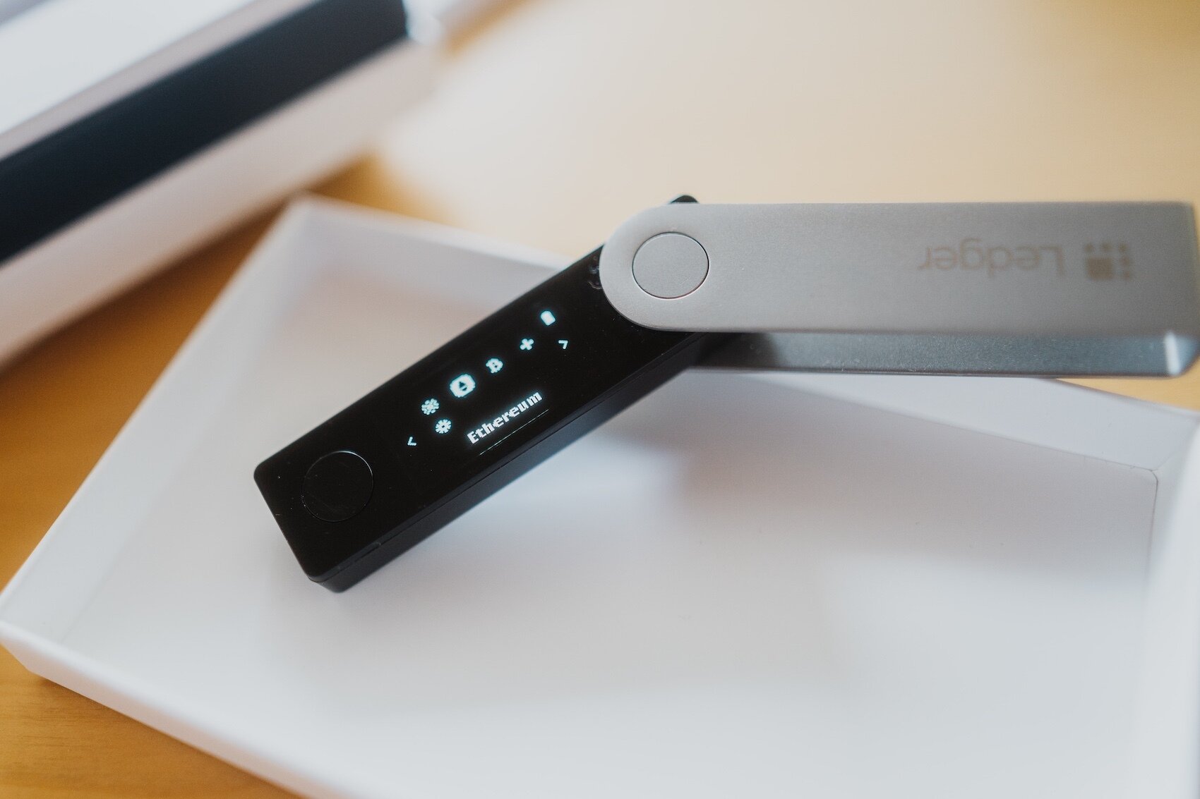 Ledger Live Changelly ParaSwap crypto swap